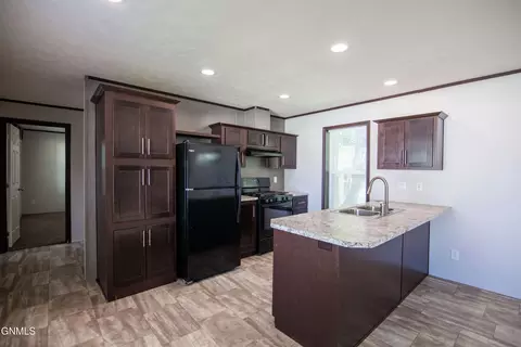 116 Buffalo St, Mandan, ND 58554 photo 6