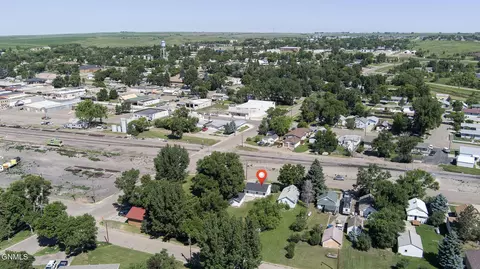 View/Area - 309 Chaffee Row, Beulah, ND 58523 photo 4 of 6
