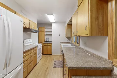 504 15th Ave W, Williston, ND 58801 photo 12