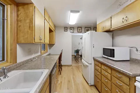 504 15th Ave W, Williston, ND 58801 photo 15