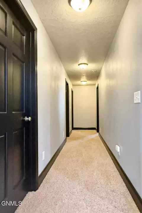 2316 18th Cir W, Williston, ND 58801 photo 31