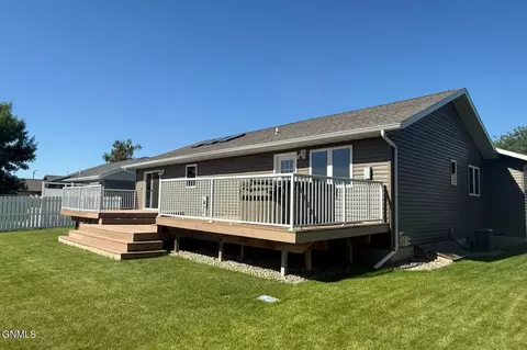 2316 18th Cir W, Williston, ND 58801 photo 46