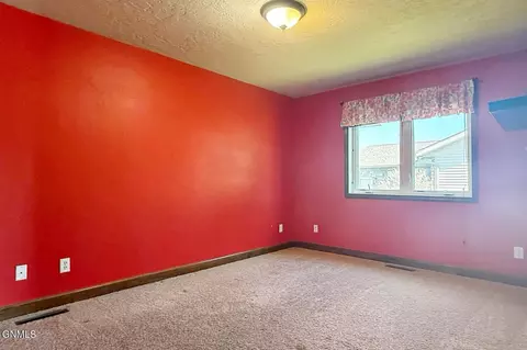 2316 18th Cir W, Williston, ND 58801 photo 26