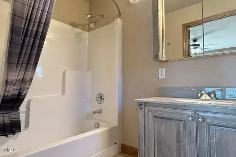 2316 18th Cir W, Williston, ND 58801 photo 24