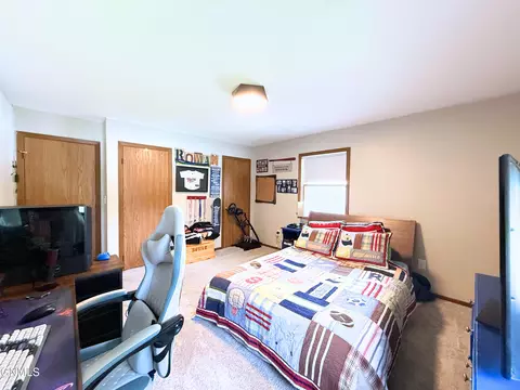 Bedroom - 113 23rd St E, Williston, ND 58801 photo 4 of 7