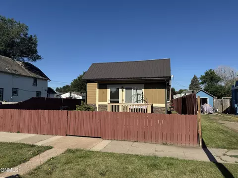 Other - 423 5th Ave W, Williston, ND 58801 photo 2 of 4