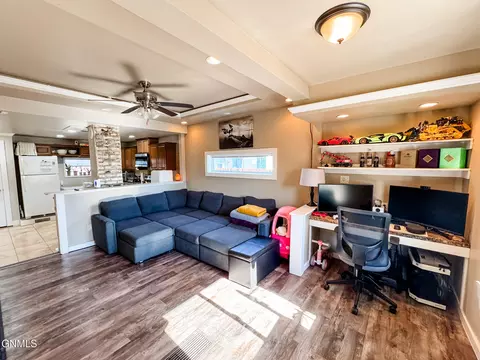 Living - 423 5th Ave W, Williston, ND 58801 photo 4 of 4