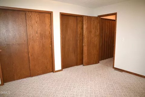 701 E Wachter Ave, Bismarck, ND 58504 photo 23