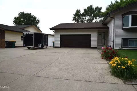 701 E Wachter Ave, Bismarck, ND 58504 photo 43
