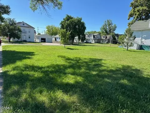 1202 E Rosser Ave, Bismarck, ND 58501 photo 3