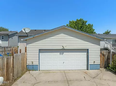 1719 29th St W, Williston, ND 58801 photo 10