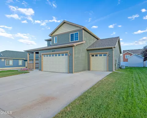 2801 24th St W, Williston, ND 58801 photo 2