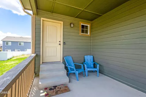2801 24th St W, Williston, ND 58801 photo 4