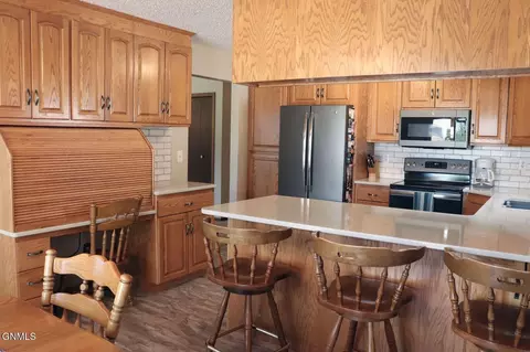 Kitchen - 1948 Jackson Ave, Bismarck, ND 58501 photo 1 of 3