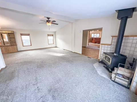 Living - 4734 119th Rd NW, Epping, ND 58843 photo 2 of 7
