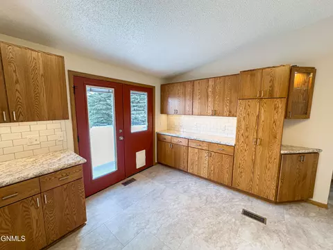 Kitchen - 4734 119th Rd NW, Epping, ND 58843 photo 3 of 6