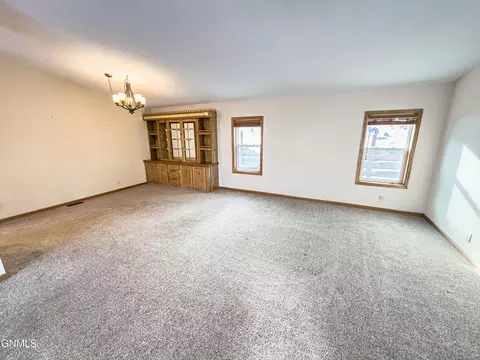 Living - 4734 119th Rd NW, Epping, ND 58843 photo 4 of 7