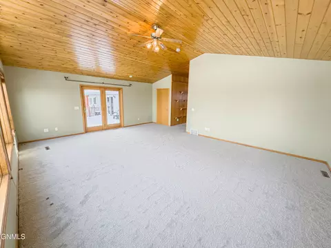 Living - 4734 119th Rd NW, Epping, ND 58843 photo 5 of 7