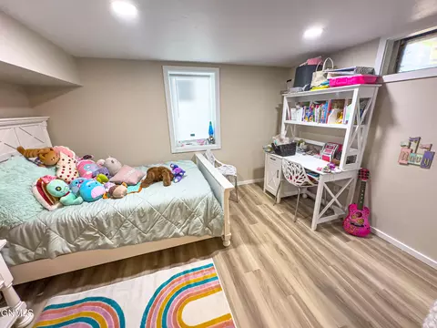 Bedroom - 1606 8th Ave W, Williston, ND 58801 photo 4 of 5