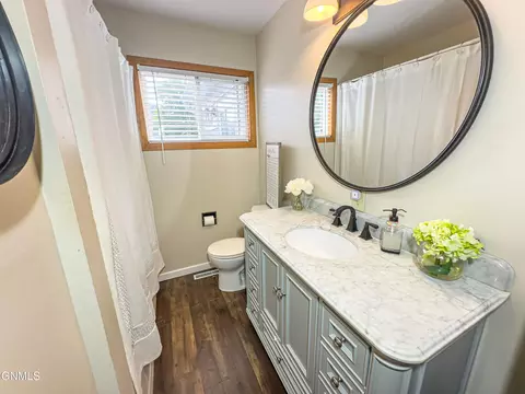 Bath - 1606 8th Ave W, Williston, ND 58801 photo 1 of 4