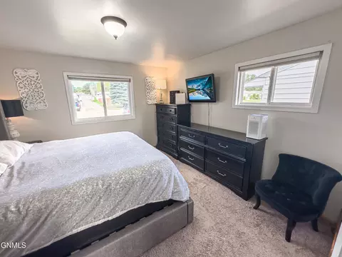 Bedroom - 1606 8th Ave W, Williston, ND 58801 photo 3 of 5