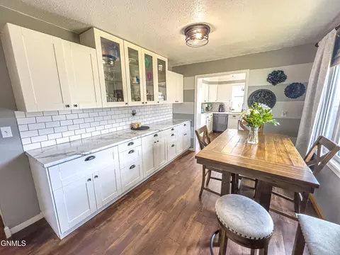 Dining - 1606 8th Ave W, Williston, ND 58801 photo 1 of 2