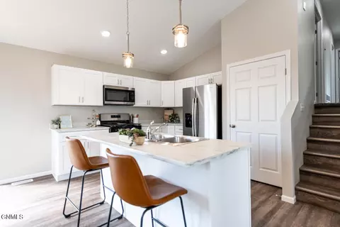 Kitchen - 3209 10th Ave NE, Watford City, ND 58854 photo 1 of 2