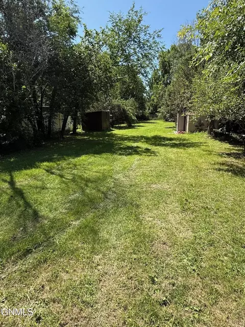 Exterior - 14 9th St E, Dickinson, ND 58601 photo 1 of 1
