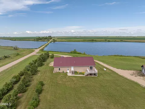 3111 42nd St SE, Dawson, ND 58428