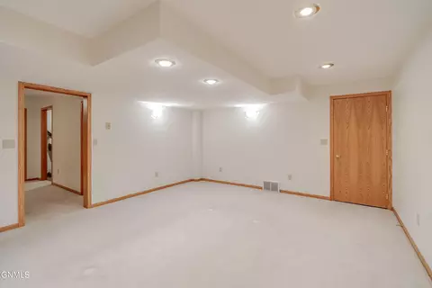 Other - 9601 Oak Dr, Bismarck, ND 58503 photo 29 of 56