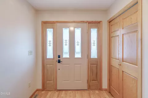 Entry Way - 9601 Oak Dr, Bismarck, ND 58503 photo 1 of 13