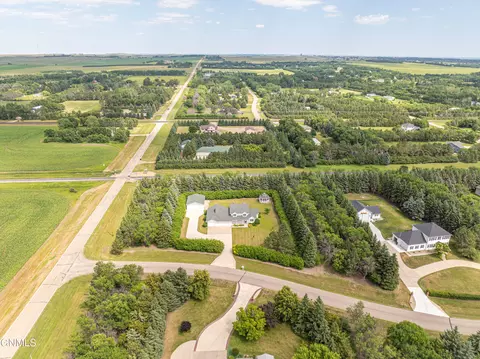 View/Area - 9601 Oak Dr, Bismarck, ND 58503 photo 11 of 21