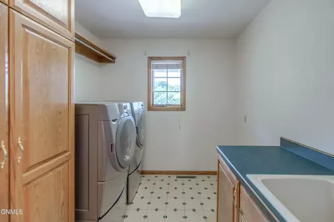 Other - 9601 Oak Dr, Bismarck, ND 58503 photo 21 of 56