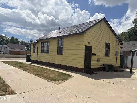402 8th St W, Williston, ND 58801 photo 23