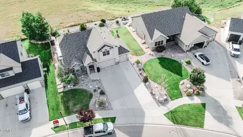 View/Area - 1541 Creekside Dr, Williston, ND 58801 photo 2 of 10