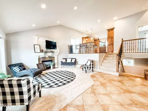 Living - 1541 Creekside Dr, Williston, ND 58801 photo 1 of 7