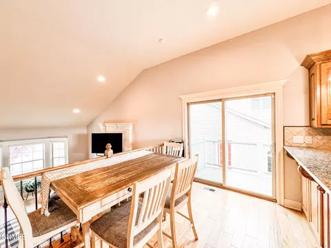 Dining - 1541 Creekside Dr, Williston, ND 58801 photo 1 of 2