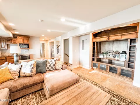Living - 1541 Creekside Dr, Williston, ND 58801 photo 7 of 7