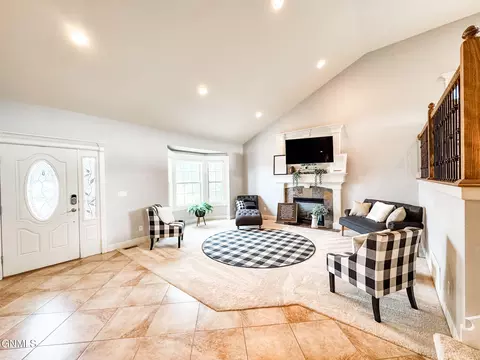 Entry Way - 1541 Creekside Dr, Williston, ND 58801 photo 1 of 3