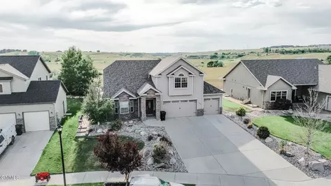 View/Area - 1541 Creekside Dr, Williston, ND 58801 photo 5 of 10