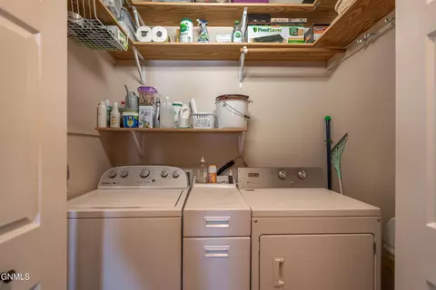 2010 Calgary Ave E, Bismarck, ND 58503 photo 34