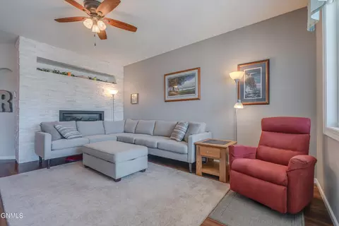 2010 Calgary Ave E, Bismarck, ND 58503 photo 18