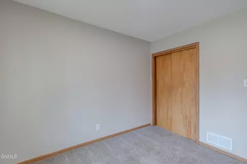 Bedroom - 1504 14th St N, Bismarck, ND 58501 photo 4 of 8