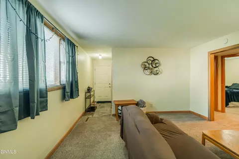 Entry Way - 1504 14th St N, Bismarck, ND 58501 photo 8 of 9