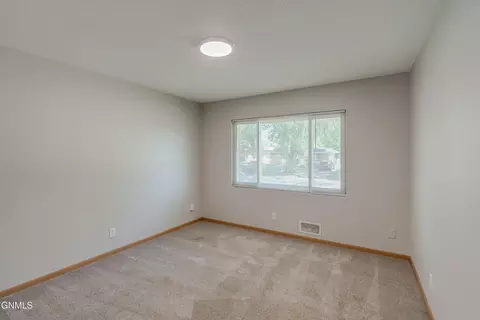 Bedroom - 1504 14th St N, Bismarck, ND 58501 photo 1 of 8