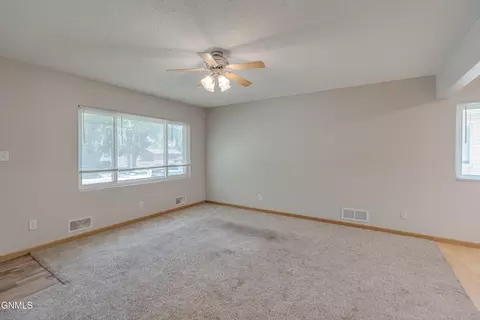 Living - 1504 14th St N, Bismarck, ND 58501 photo 4 of 6
