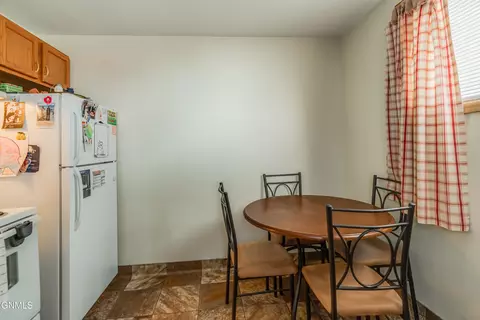 Dining - 1504 14th St N, Bismarck, ND 58501 photo 2 of 3