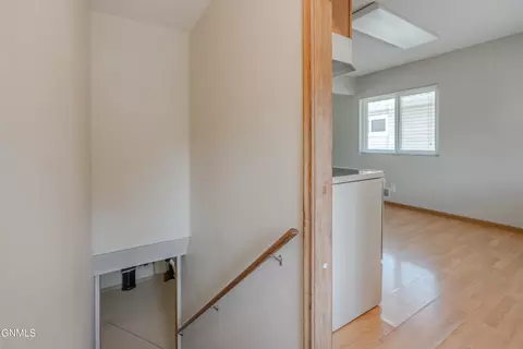 Entry Way - 1504 14th St N, Bismarck, ND 58501 photo 5 of 9
