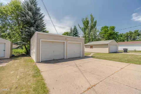 Other - 1504 14th St N, Bismarck, ND 58501 photo 1 of 17