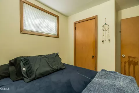 Bedroom - 1504 14th St N, Bismarck, ND 58501 photo 8 of 8